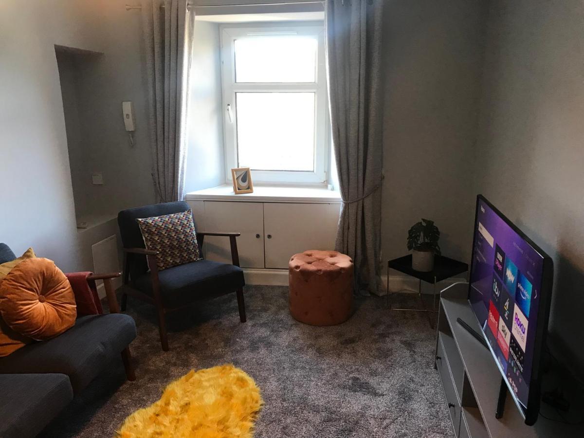 شقة Fantastic 2 Bed Flat In Dunblane High Street المظهر الخارجي الصورة