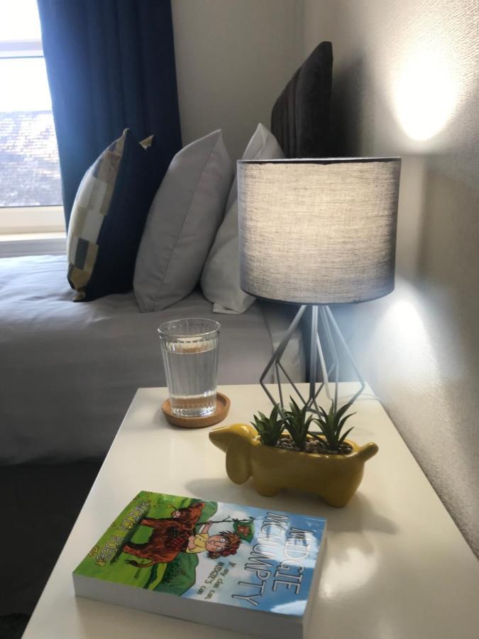 شقة Fantastic 2 Bed Flat In Dunblane High Street المظهر الخارجي الصورة