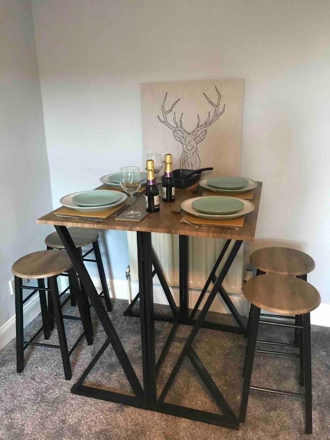 شقة Fantastic 2 Bed Flat In Dunblane High Street المظهر الخارجي الصورة